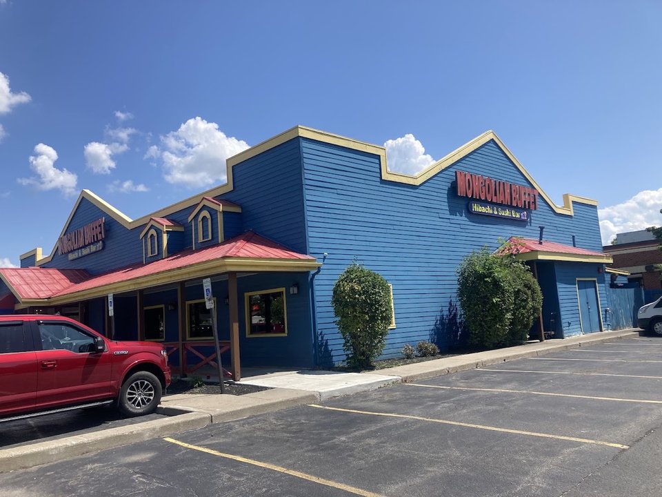 Entrance to Mongolian Buffet on McKinley Parkway.